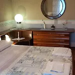Modern Cozy Near The Colosseum In 招待所 罗马